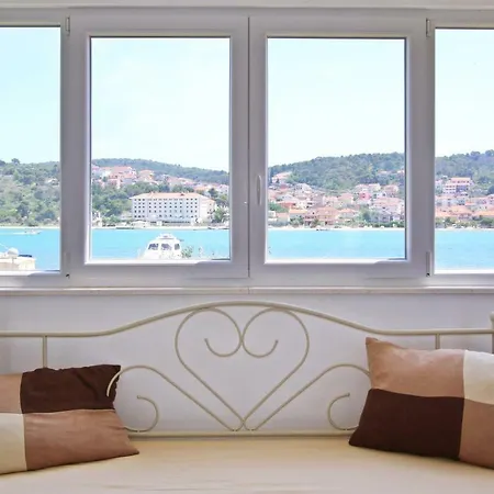 Βίλα Merica Τρογκίρ