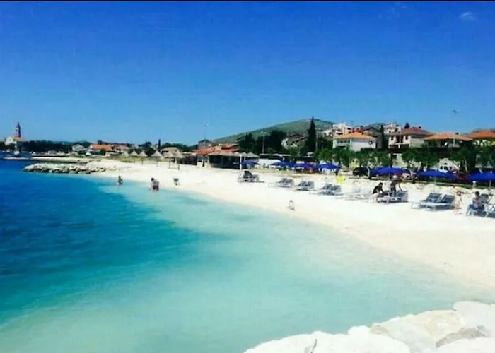 Merica Τρογκίρ